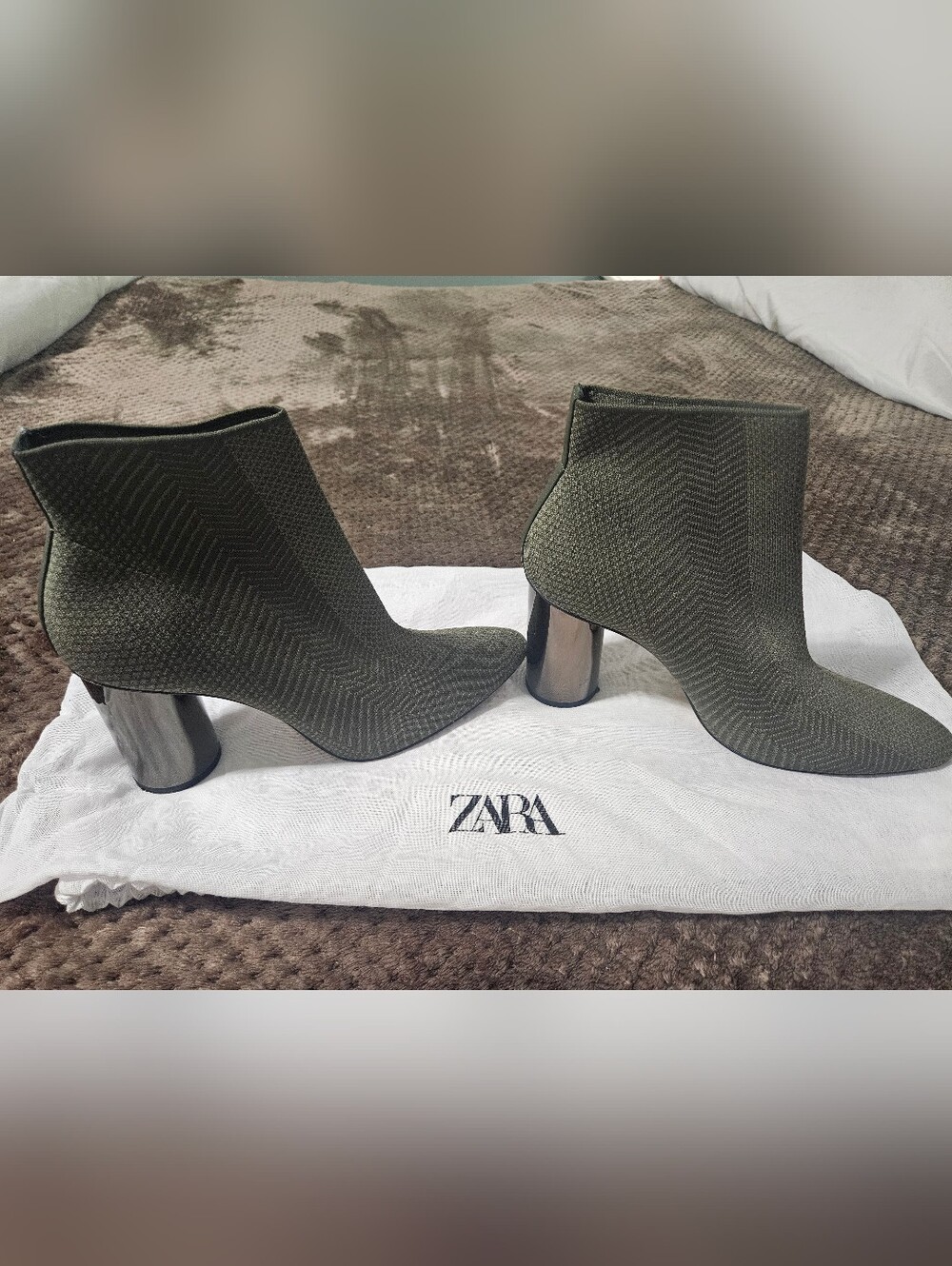 ZARA Olive Green Chevron Textured Block Heel Ankle Boots
